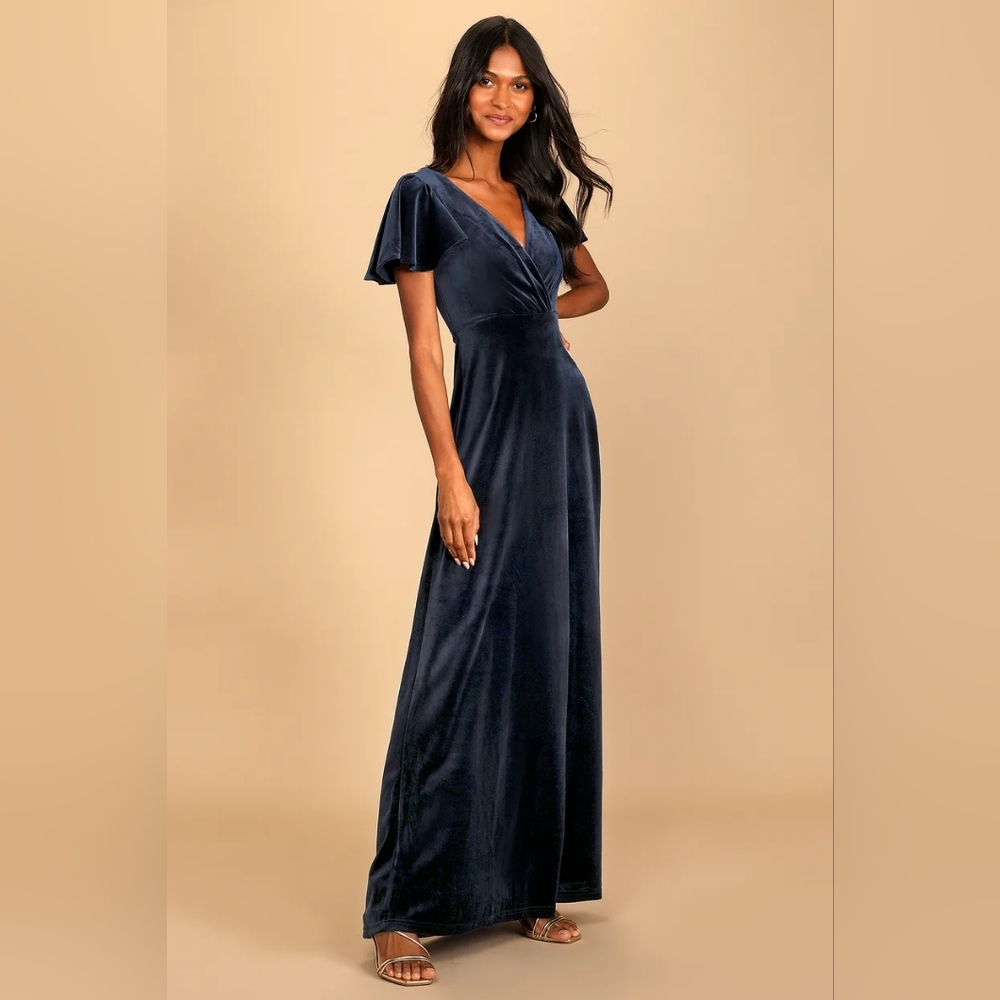 Flutter Sleeves V-Neck Velvet Dress With Slit Royal Blue Plus Size main image 1